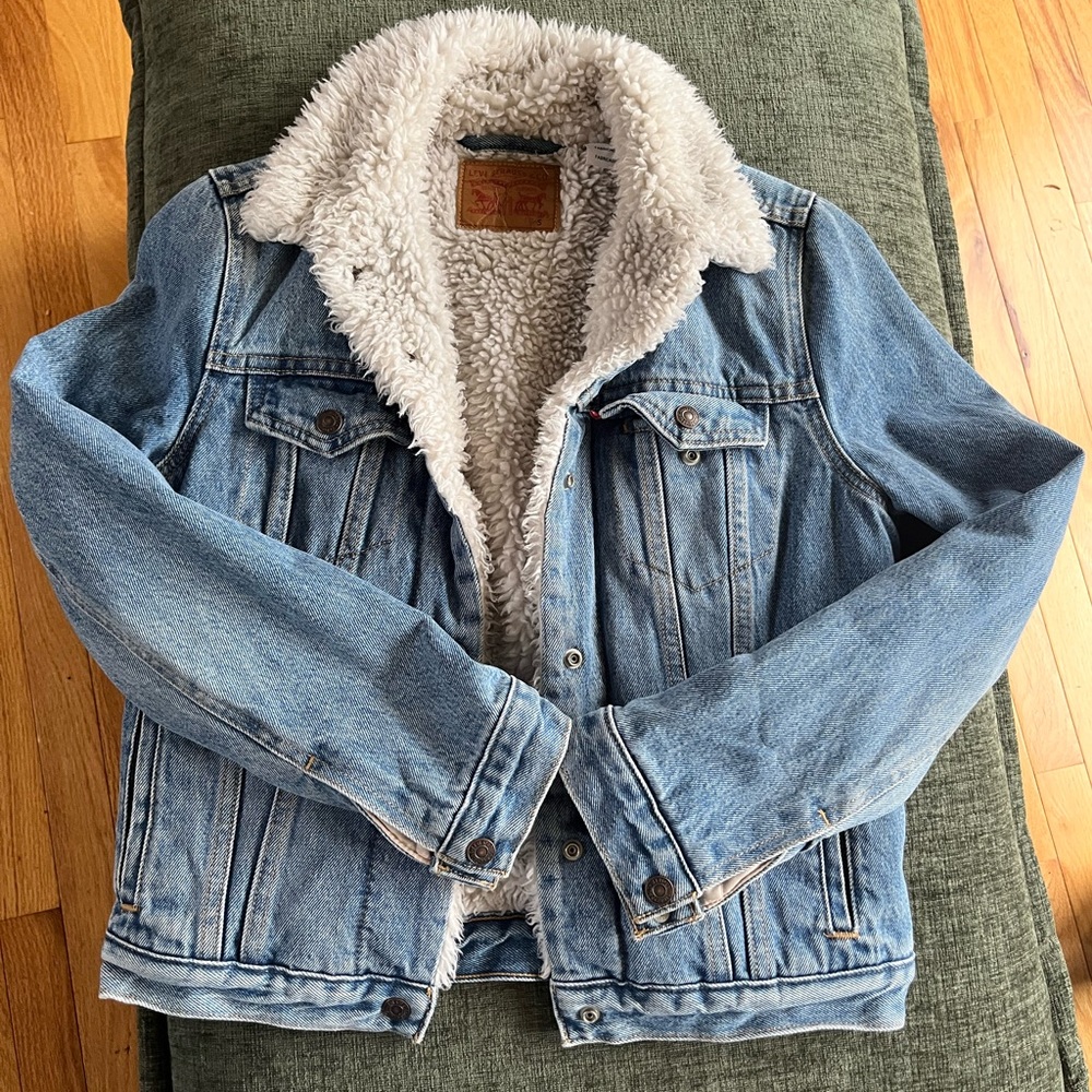 Levi's Blue Jean Jacket with White Sherpa Lining
